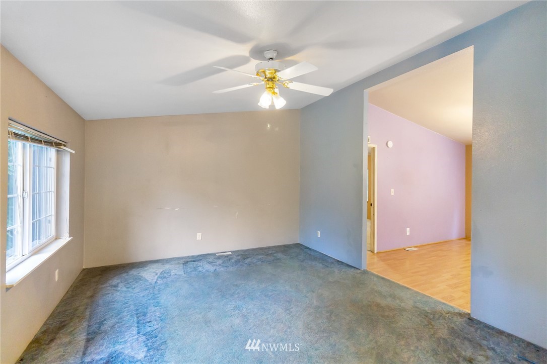 12414 Chain Lake Road Snohomish, WA 98290 - Photo 3 of 18