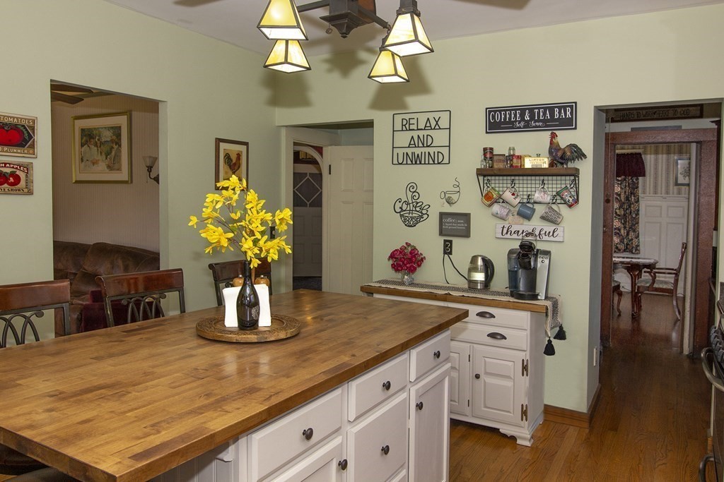 87 Maplewood Terrace Springfield, MA 01108 - Photo 12 of 36 Gallery Image 12