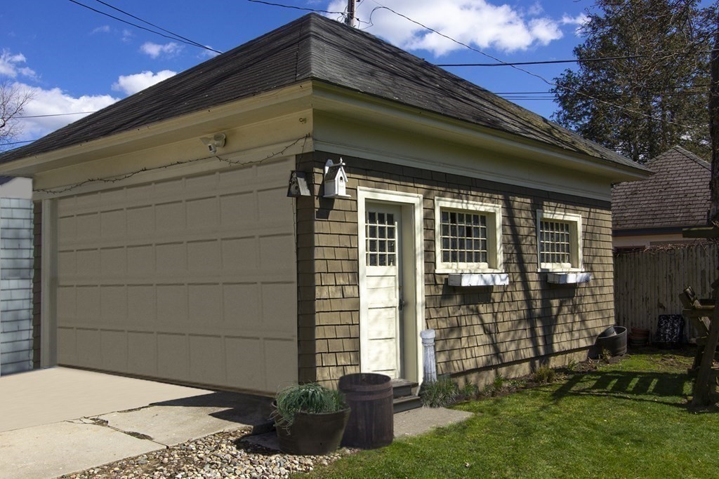 87 Maplewood Terrace Springfield, MA 01108 - Photo 36 of 36 Gallery Image 36
