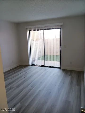 $2,295 | 1215 Mews, Las Vegas, NV 89101