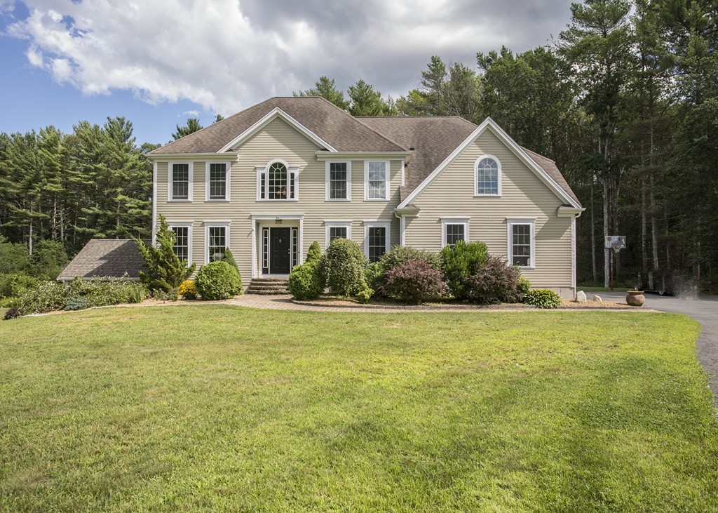 64 Reservoir Road Acushnet, MA 02743 - Photo 1 of 30 Gallery Image 1