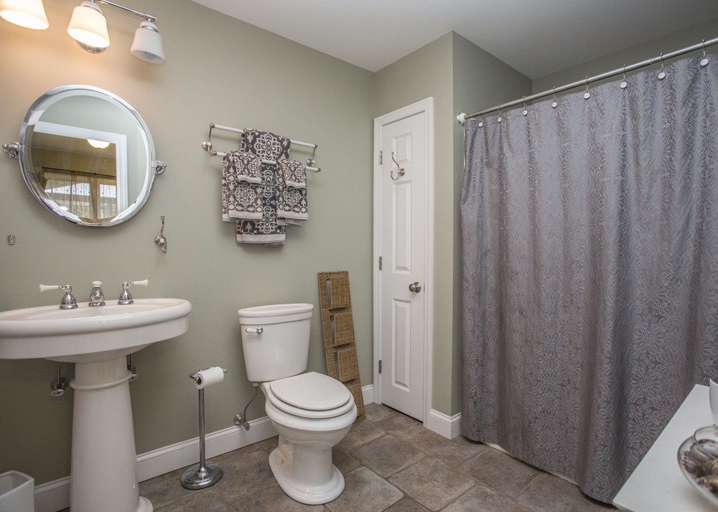 64 Reservoir Road Acushnet, MA 02743 - Photo 17 of 30 Gallery Image 17