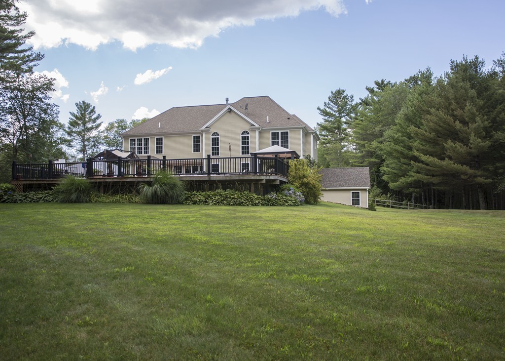 64 Reservoir Road Acushnet, MA 02743 - Photo 5 of 30 Gallery Image 5