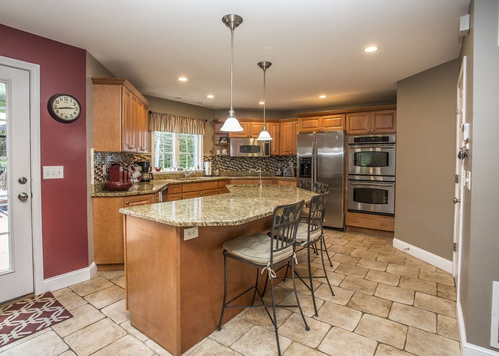 64 Reservoir Road Acushnet, MA 02743 - Photo 7 of 30 Gallery Image 7