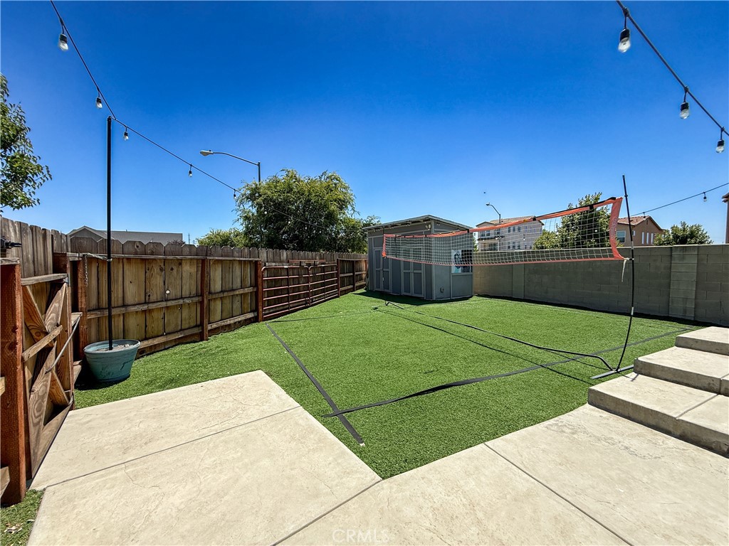 4407 Kerr Court Merced, CA 95348 - Photo 21 of 30 Side Yard Volleyball Area.