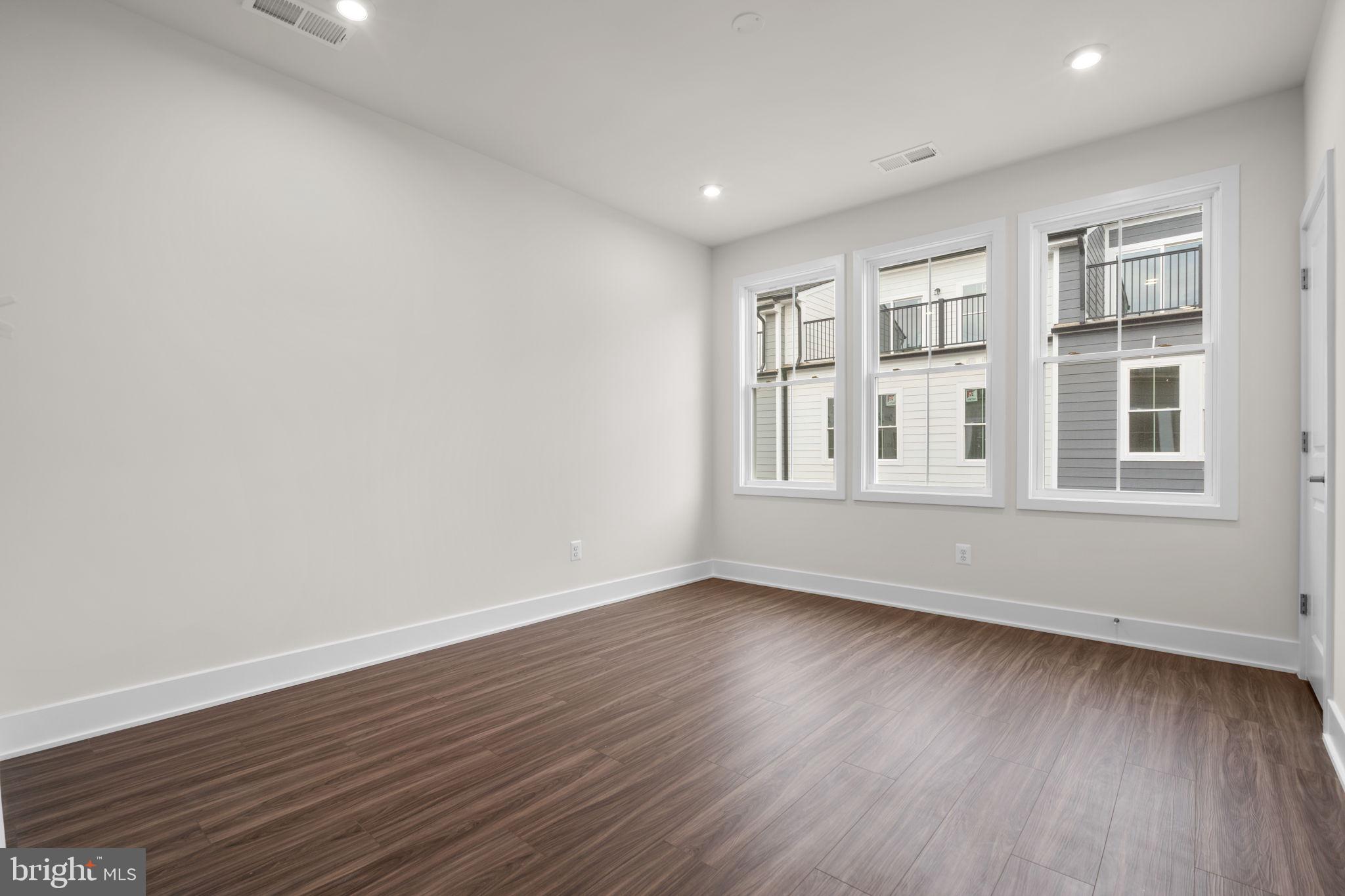 2676 River Birch Road Herndon, VA 20171 - Photo 26 of 49 Gallery Image 26