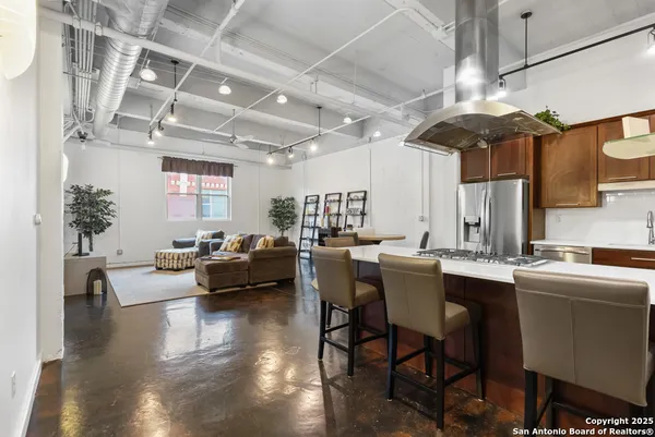 $494,500 | 1339 South Flores Street, Unit 203, San Antonio, TX 78204