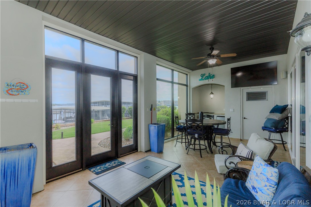 1184 Jeffries Road, Unit 114 Osage Beach, MO 65065 - Photo 32 of 40 four seasons room