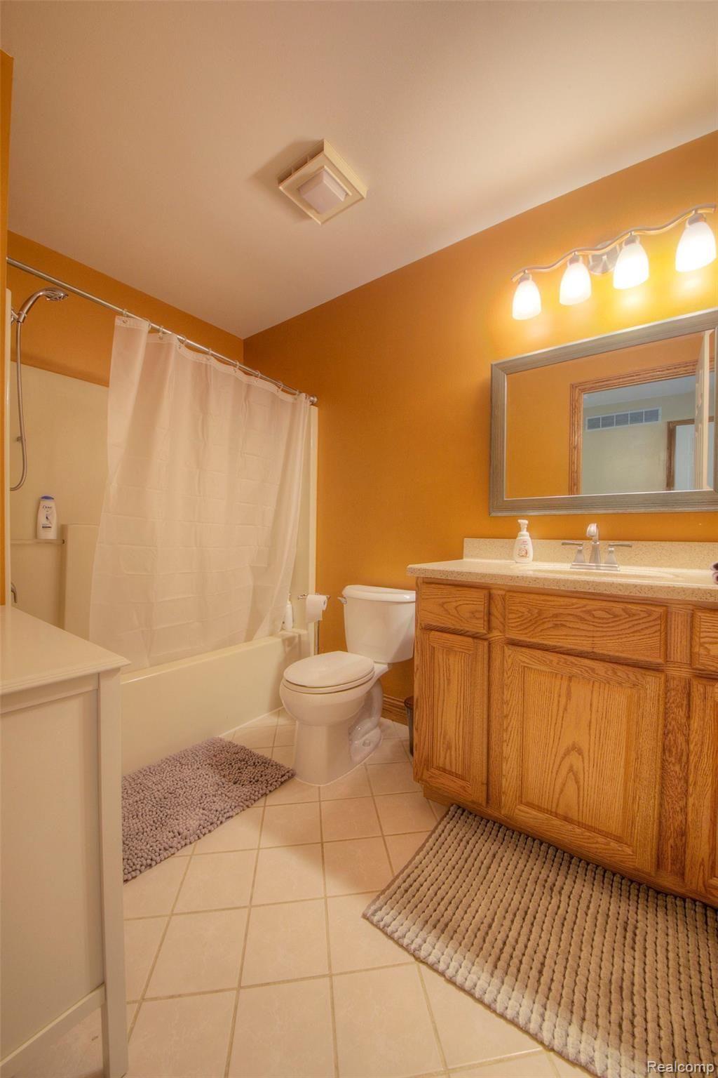 5591 Pingree Road Howell, MI 48843 - Photo 23 of 63 930A4534_5_6.jpg