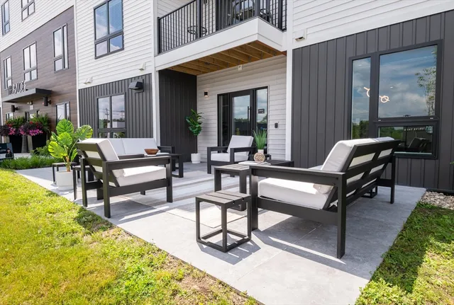 $649,000 | 203 Lowell Street, Unit 120, Wilmington, MA 01887