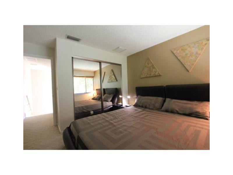 1089 Northwest 13th Street, Unit 2 Boca Raton, FL 33486 - Photo 3 of 9 Exterior Front