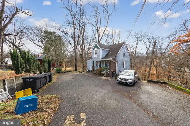 $1,541 | 700 1/2 Chaney Drive, Unit 1, Takoma Park, MD 20912