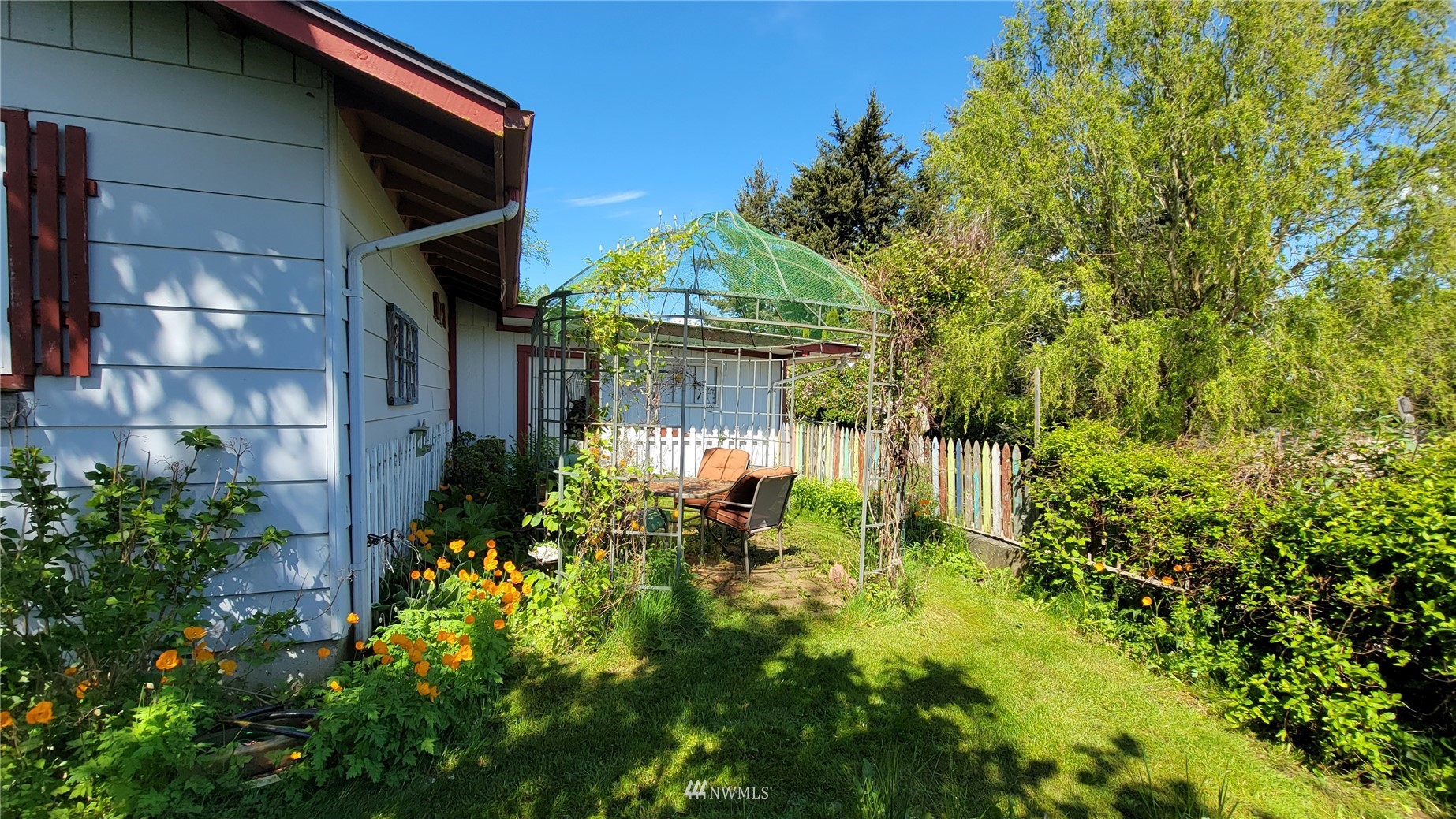 1224 Mission Road Everson, WA 98247 - Photo 23 of 30 a front view of a house with a yard