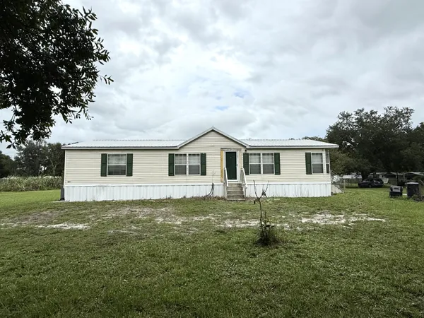 $260,000 | 474 Northeast 60th Avenue, Okeechobee, FL 34974