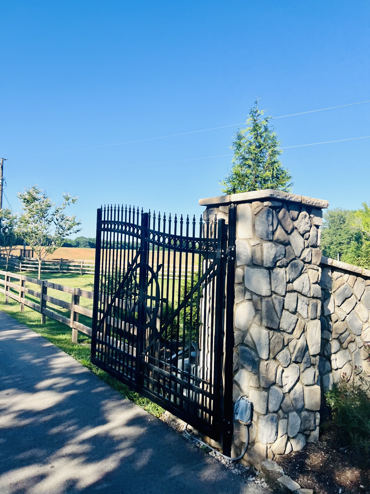 6725 Cravens Road Savannah, TN 38372 - Photo 6 of 11 a street view from balcony