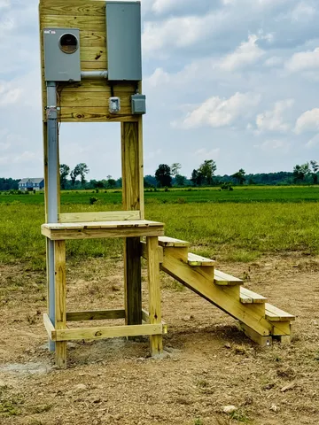 a view of a water with an outdoor space