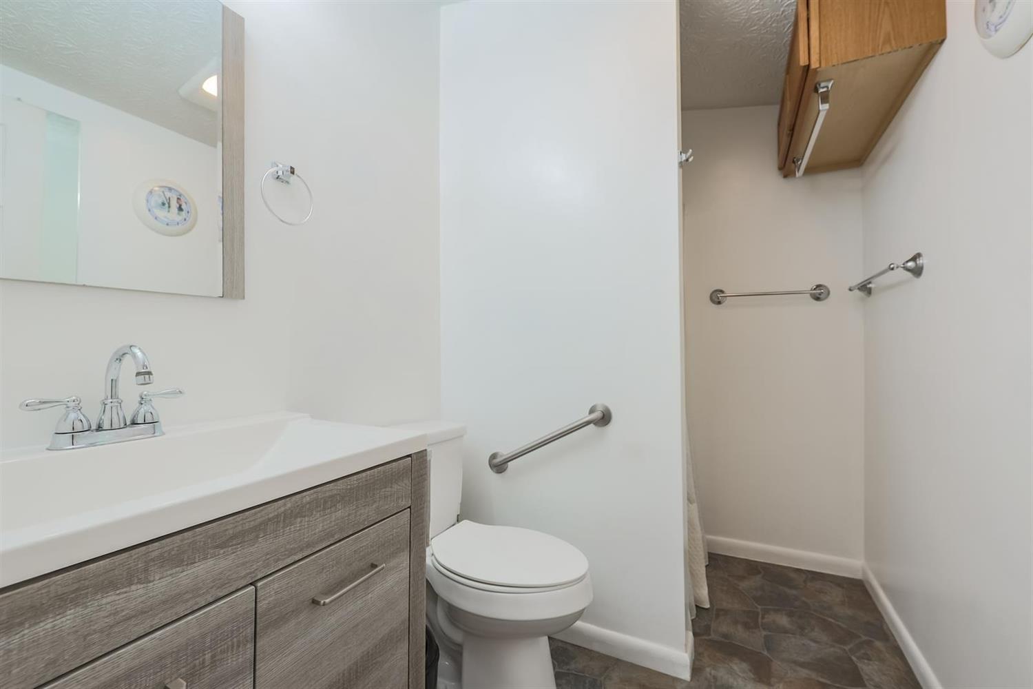 4589 Cooper Road Blue Ash, OH 45242 - Photo 27 of 34