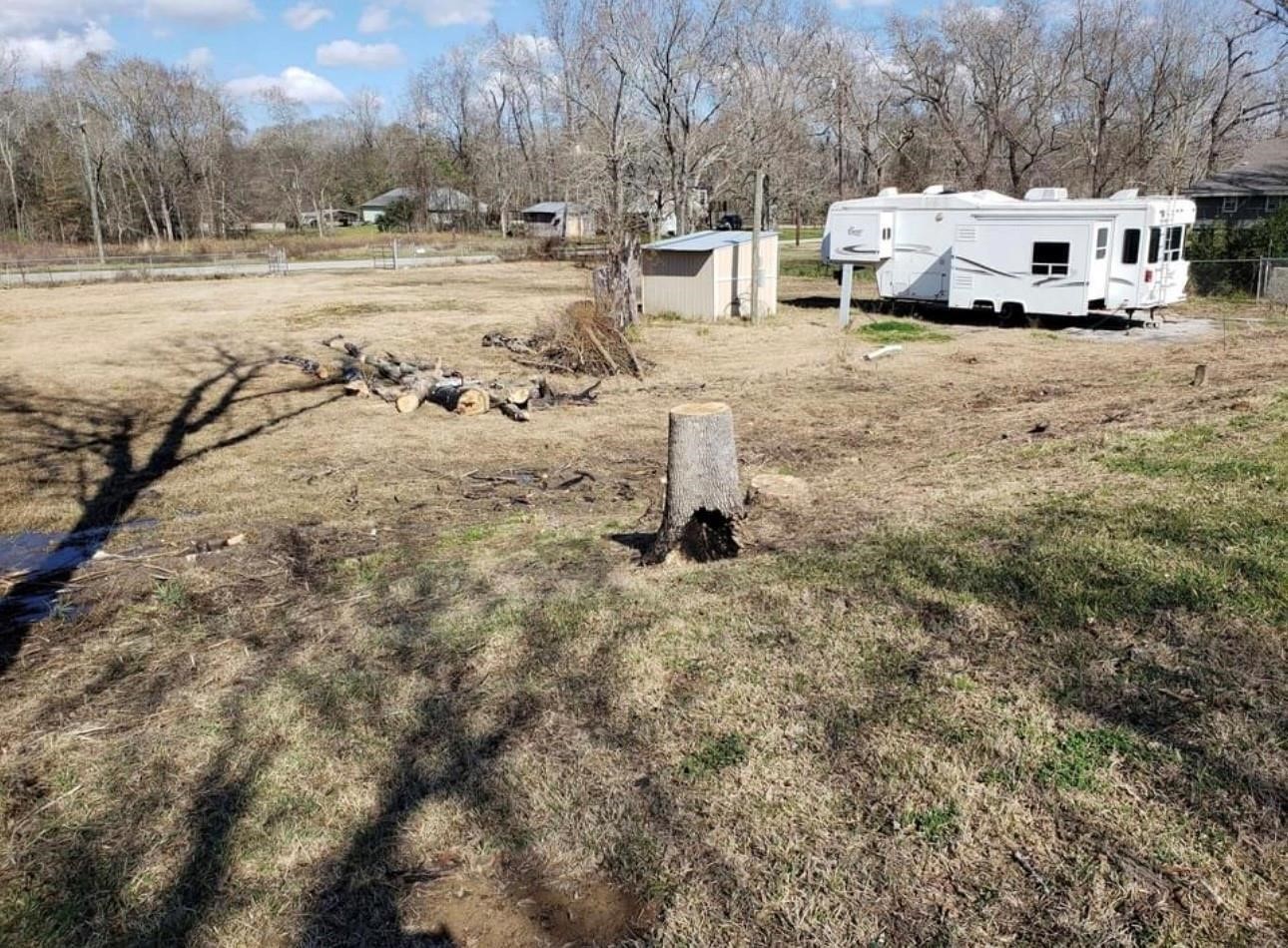 111 County Road 1333 Liberty, TX 77575 - Photo 13 of 32 a view of a town with trees and houses