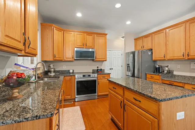 $675,000 | 821 Holt Grove Court, Nashville, TN 37211