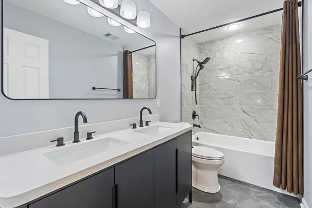 $675,000 | 821 Holt Grove Court, Nashville, TN 37211