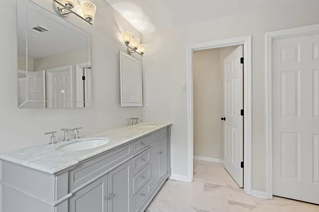 $675,000 | 821 Holt Grove Court, Nashville, TN 37211