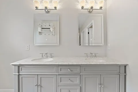 $705,000 | 821 Holt Grove Court, Nashville, TN 37211