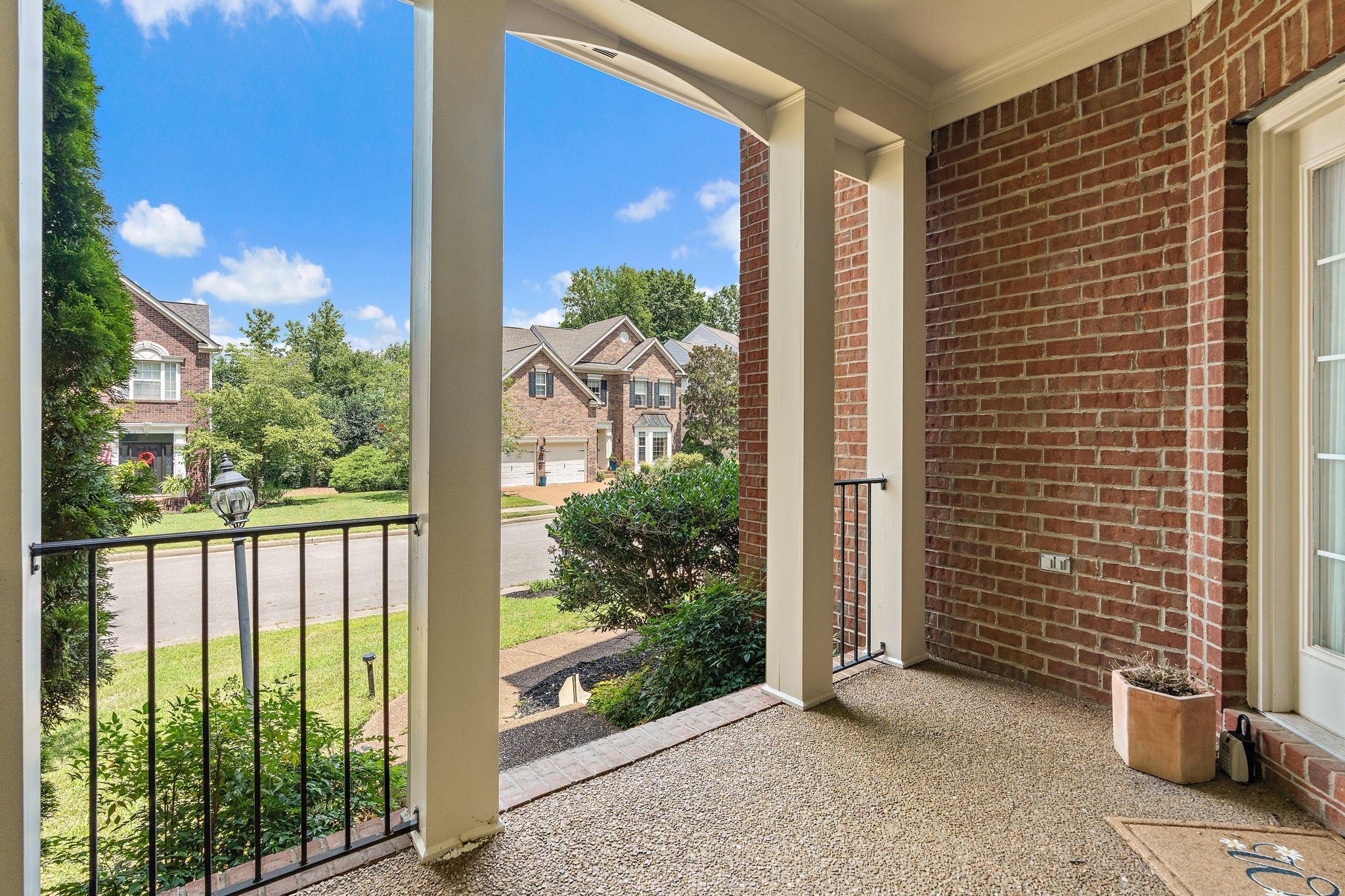 821 Holt Grove Court Nashville, TN 37211 - Photo 4 of 58