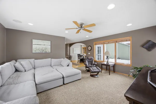 $640,000 | 1816 Queensbury Street, West Fargo, ND 58078