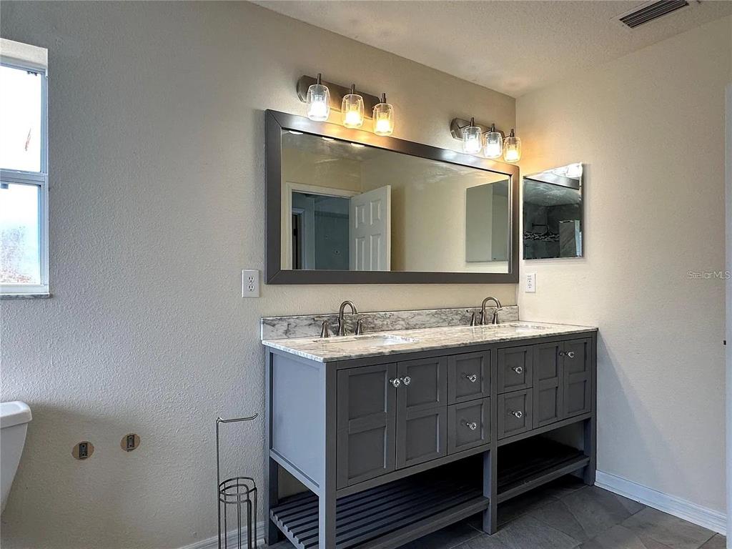 7232 Seedpod Loop Wesley Chapel, FL 33545 - Photo 13 of 60