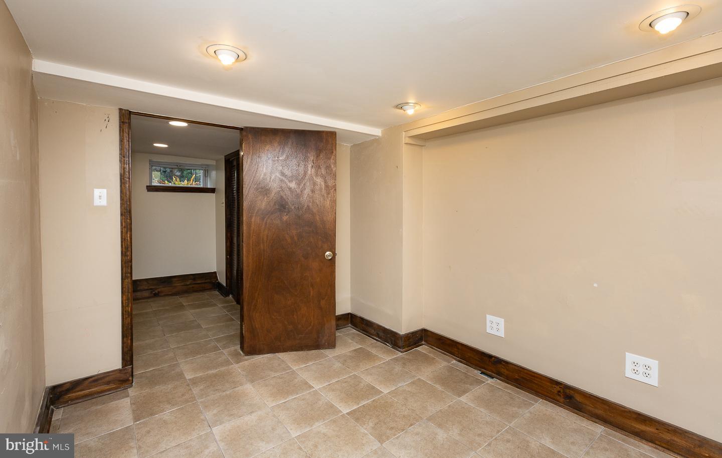 2029 Laurel Road Havertown, PA 19083 - Photo 24 of 45 a view of an empty room