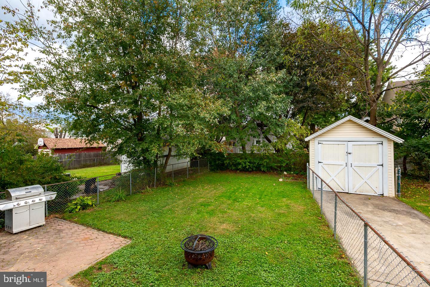 2029 Laurel Road Havertown, PA 19083 - Photo 41 of 45 a view of a backyard with green space