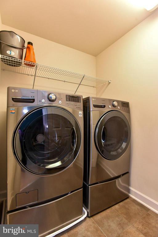 25175 Prairie Fire Square Aldie, VA 20105 - Photo 23 of 28 a utility room with dryer and washer