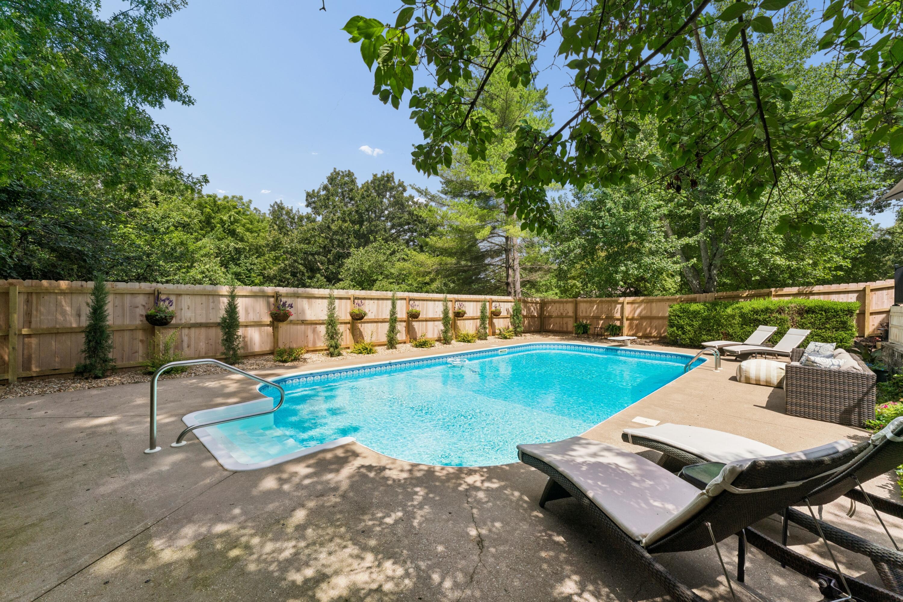 4550 East Bannister Road Springfield, MO 65809 - Photo 42 of 49 Pool 3