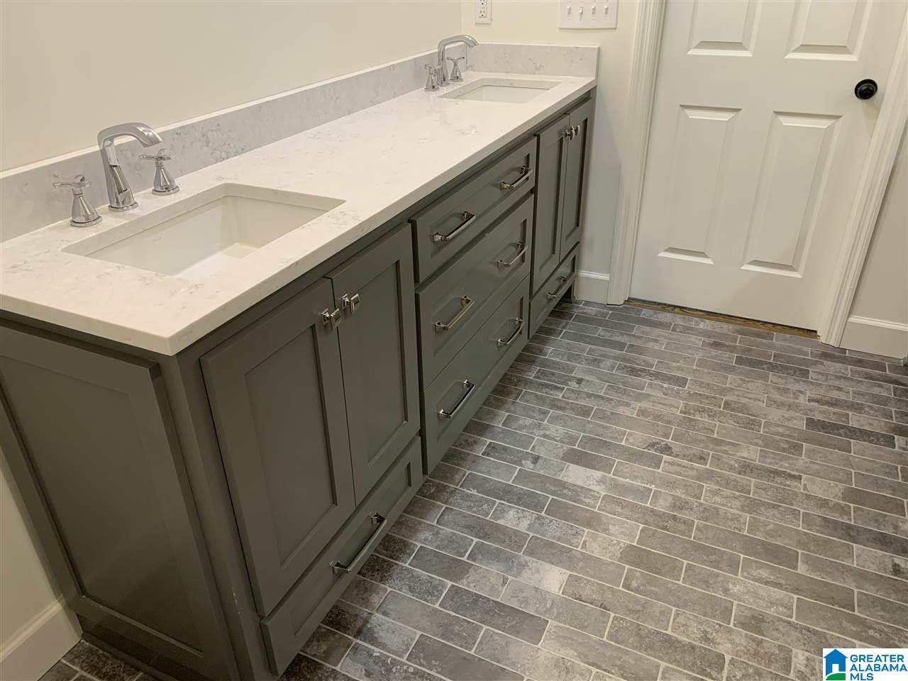 286 Hollingsworth Road Jacksonville, AL 36265 - Photo 11 of 50
