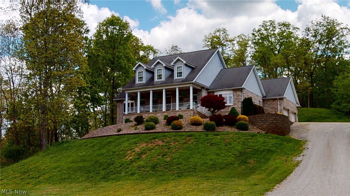 230 Moody Ridge Road Belpre, OH 45714 - Photo 1 of 35