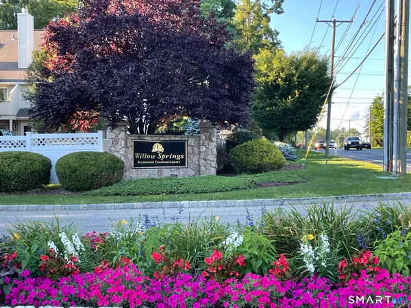 $1,900 | 237 Willow Springs, Unit 237, New Milford, CT 06776