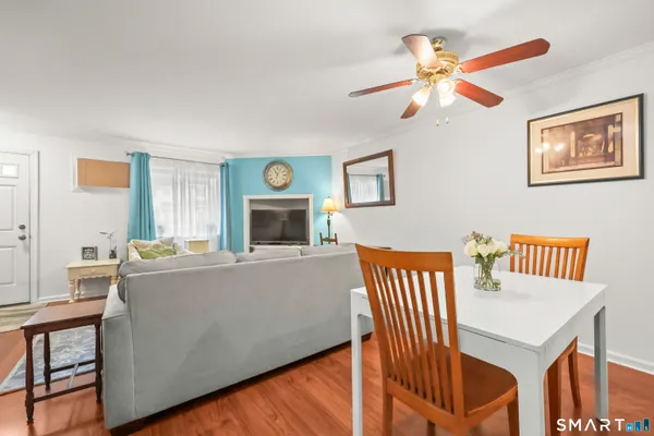 $1,900 | 237 Willow Springs, Unit 237, New Milford, CT 06776