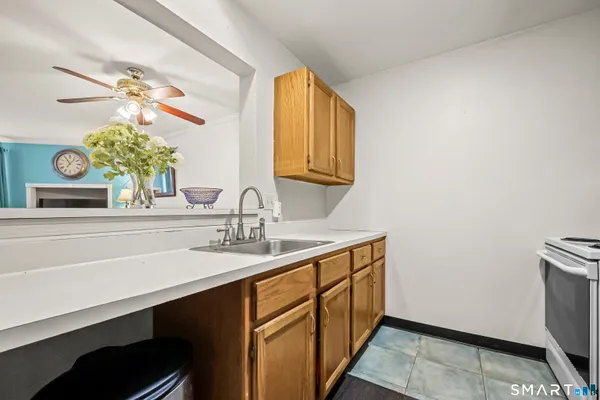 $1,900 | 237 Willow Springs, Unit 237, New Milford, CT 06776