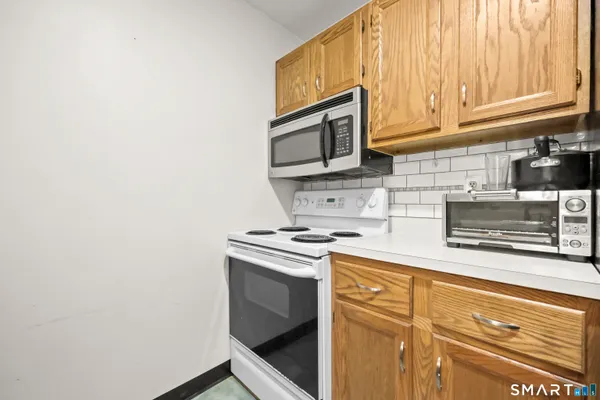 $1,900 | 237 Willow Springs, Unit 237, New Milford, CT 06776