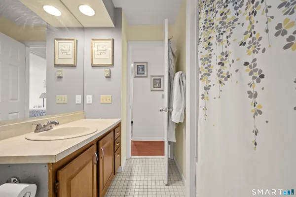 $1,900 | 237 Willow Springs, Unit 237, New Milford, CT 06776