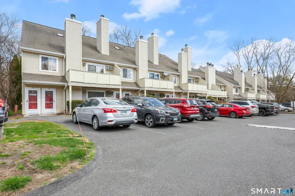 $1,900 | 237 Willow Springs, Unit 237, New Milford, CT 06776