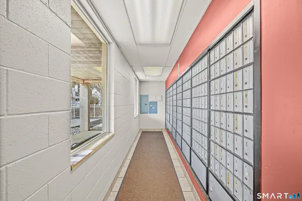 $1,900 | 237 Willow Springs, Unit 237, New Milford, CT 06776