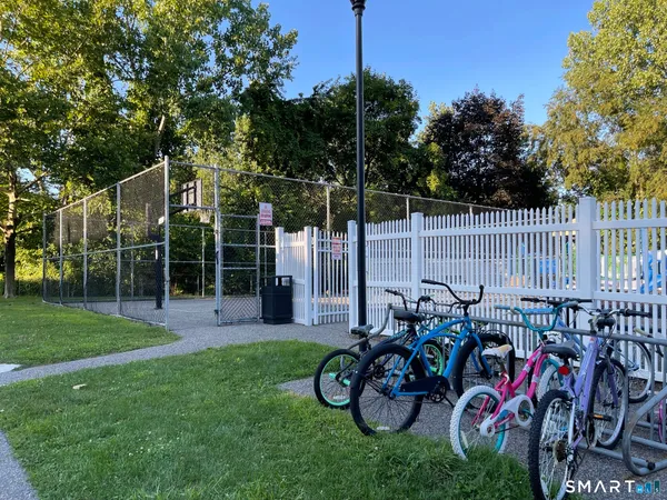 $1,900 | 237 Willow Springs, Unit 237, New Milford, CT 06776