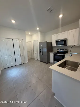 $2,050 | 89 Blue Hvn Road, St. Augustine, FL 32095