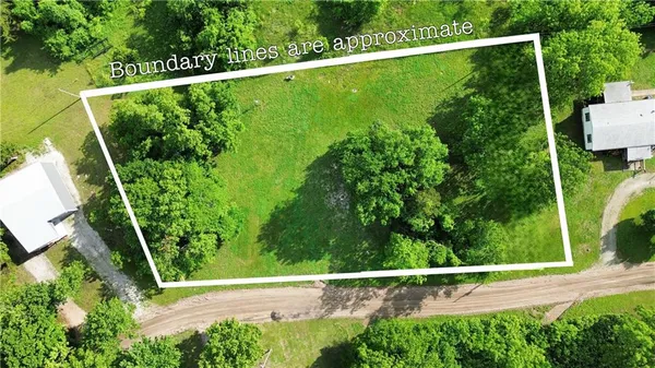 $25,000 | 30 Antelope Road, Mound City, KS 66056