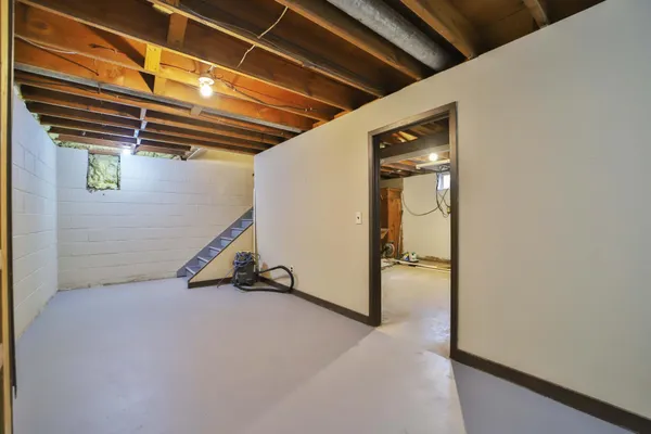 $259,900 | 1408 10th Avenue Northeast, Brainerd, MN 56401