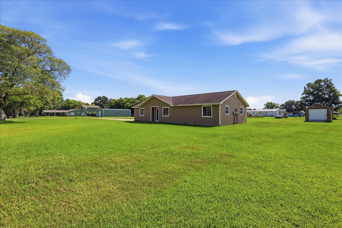 14183 Craigen Road Beaumont, TX 77705 - Photo 2 of 28