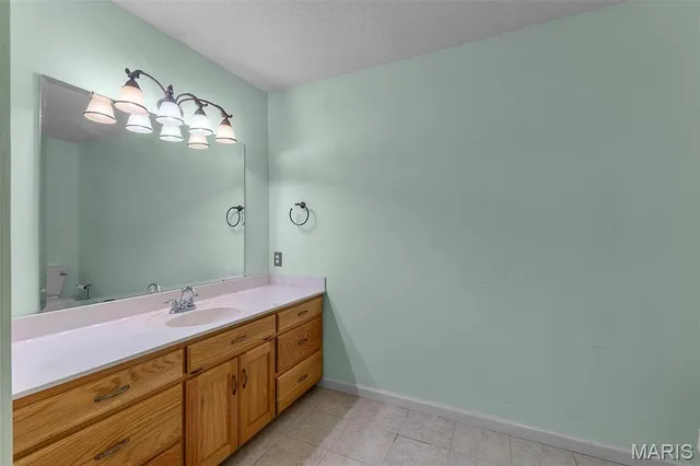 $294,900 | 1486 Bella Vista Drive, Jackson, MO 63755