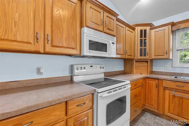 $294,900 | 1486 Bella Vista Drive, Jackson, MO 63755