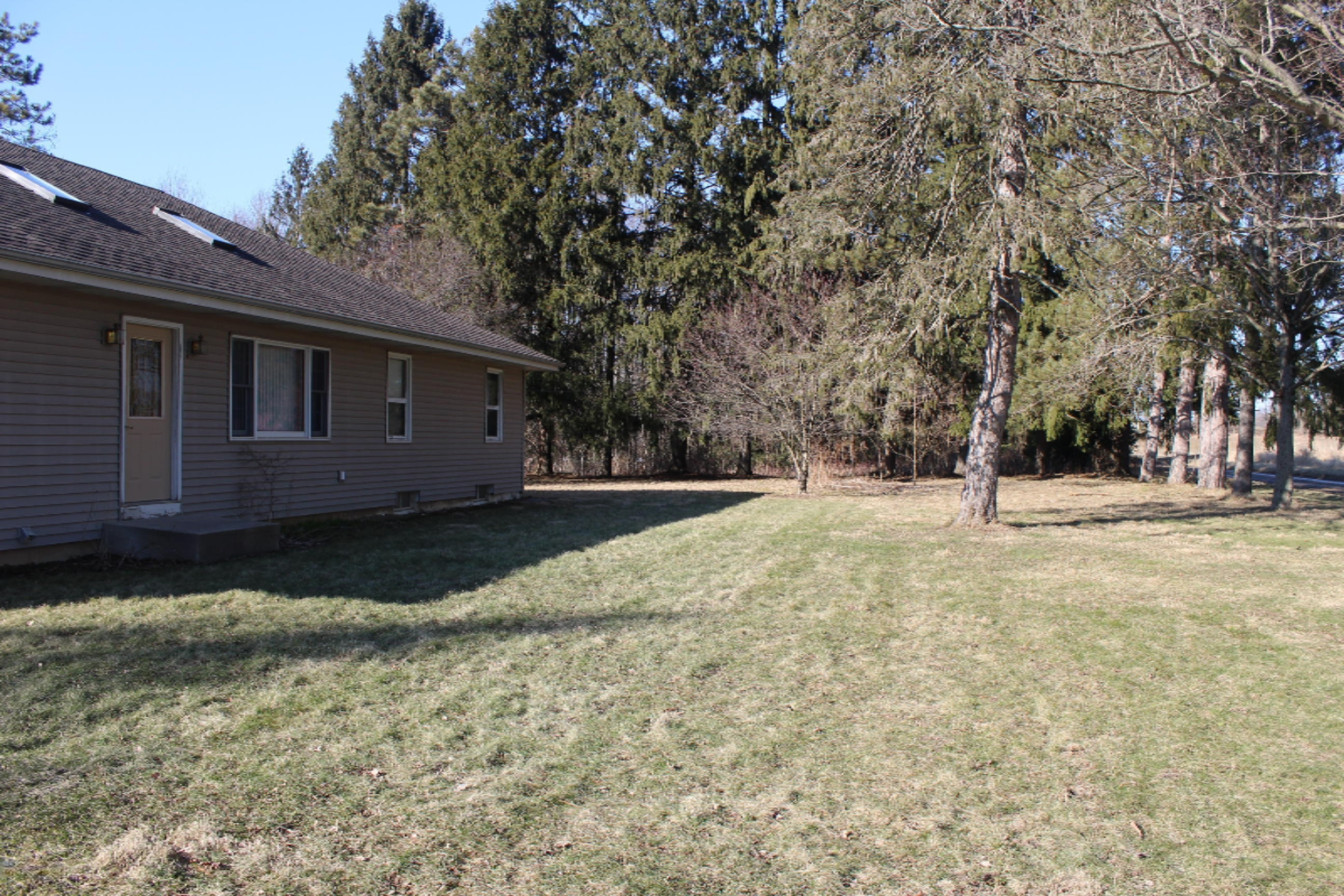 16722 Runyon Road Buchanan, MI 49107 - Photo 5 of 62 IMG_2562